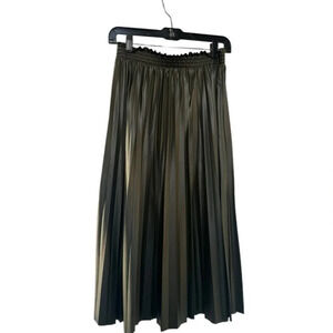 NWOT Grey Collective Olive Pleated Skirt Size Small